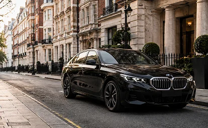 BMW i5 chauffeur vehicle